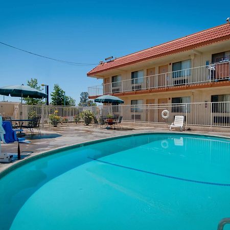 Vagabond Inn Bakersfield South Kültér fotó