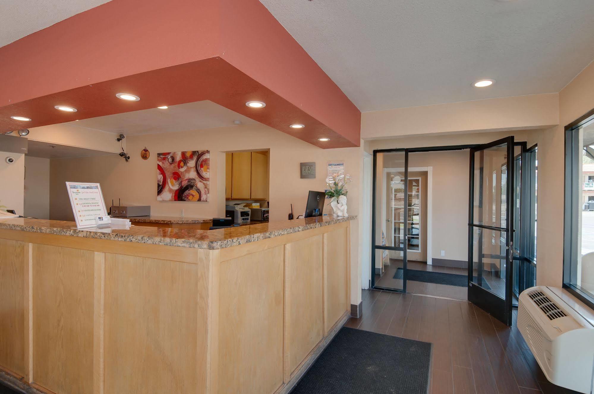 Vagabond Inn Bakersfield South Kültér fotó