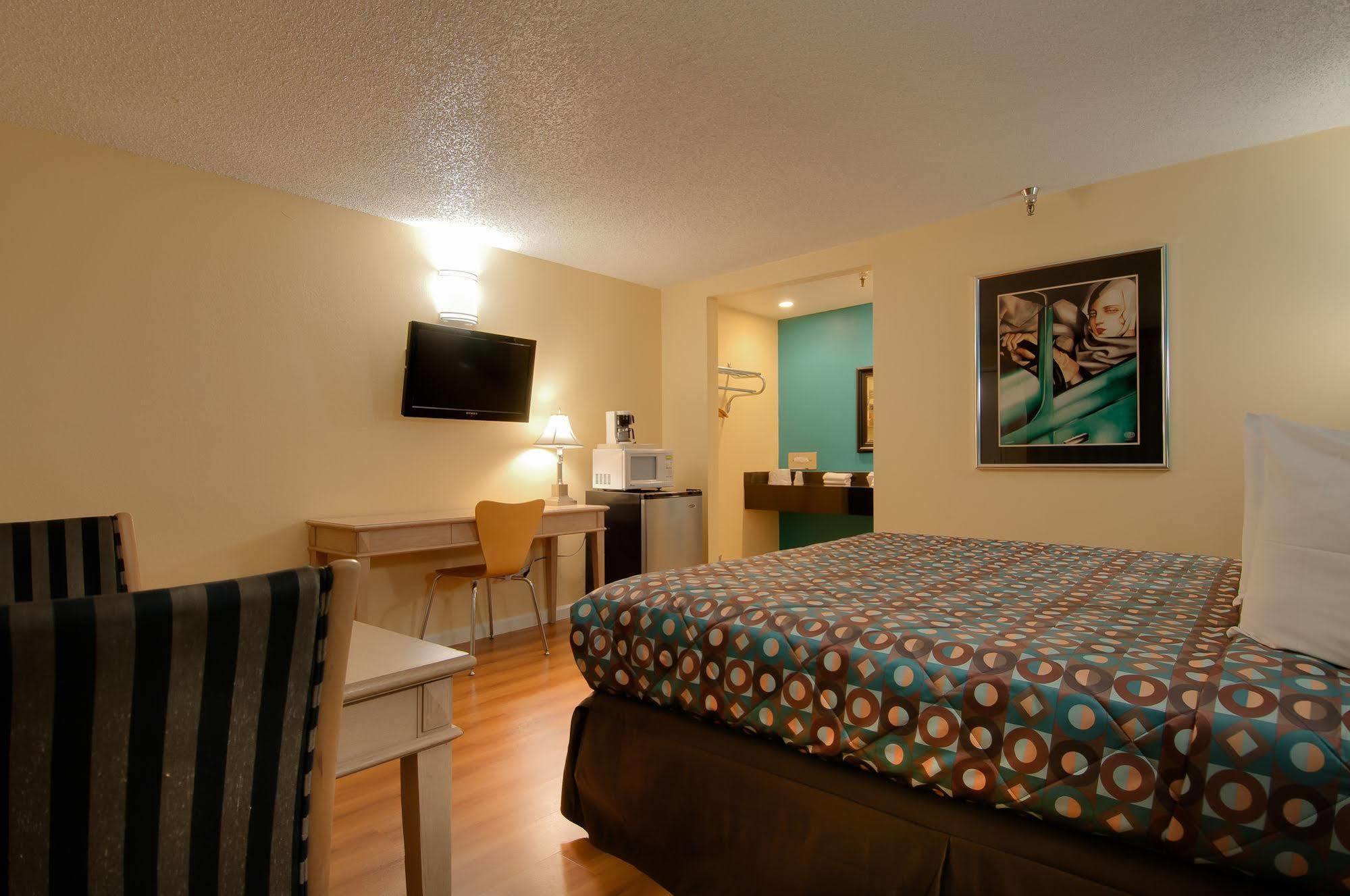 Vagabond Inn Bakersfield South Kültér fotó